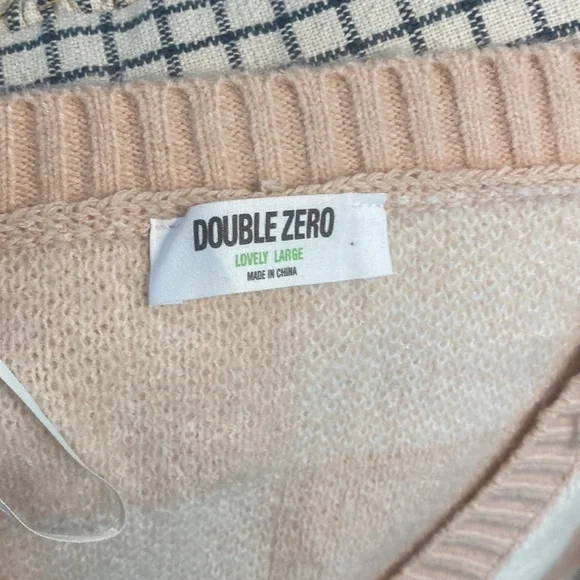 Double Zero - Picture 3 of 6